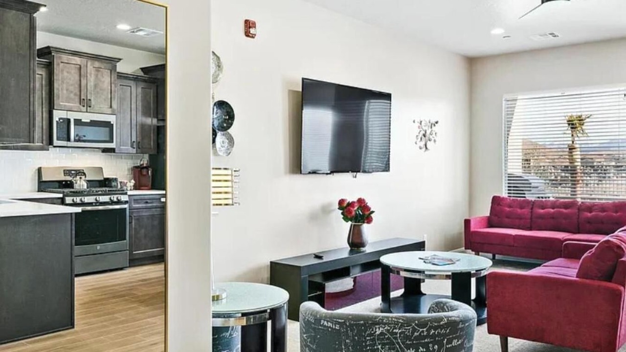 Photo of Livingroom in Hurricane