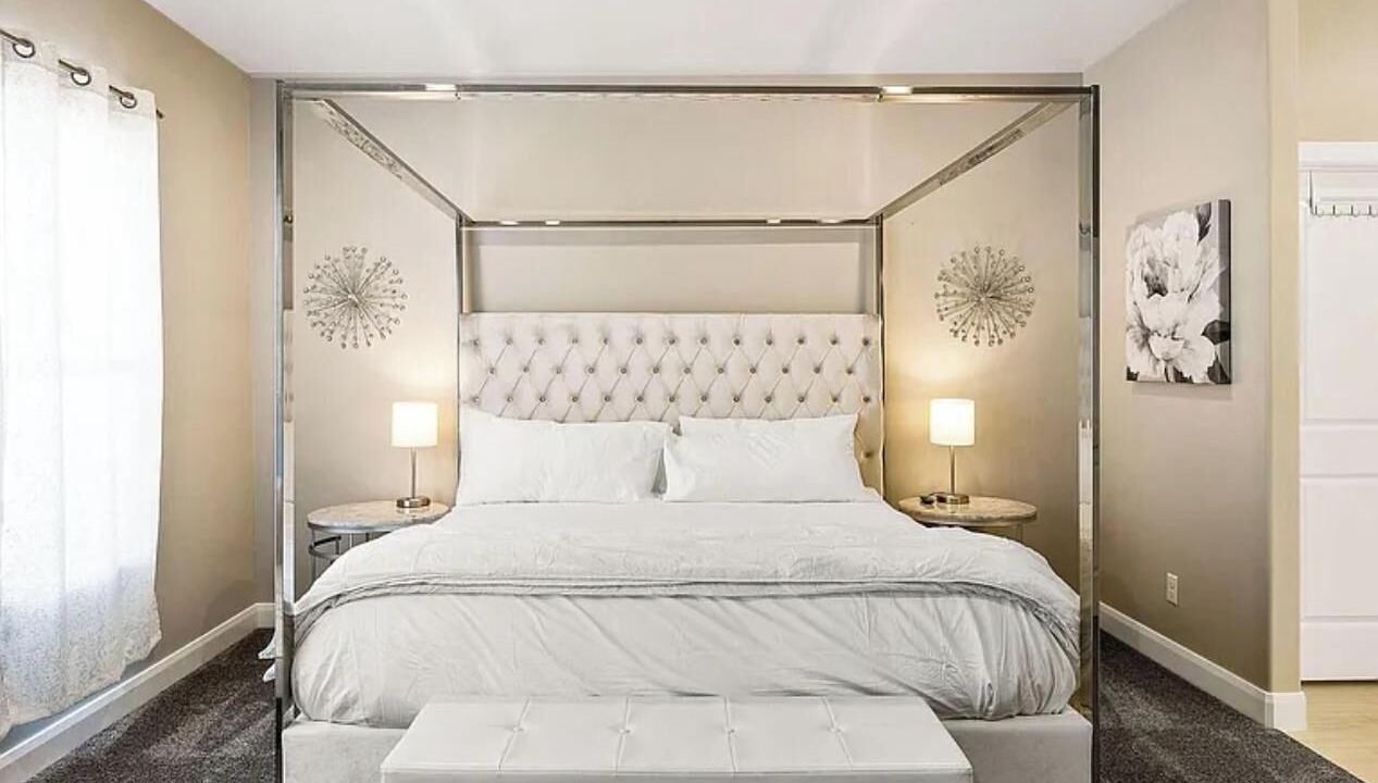 Photo of Bedroom in Hurricane