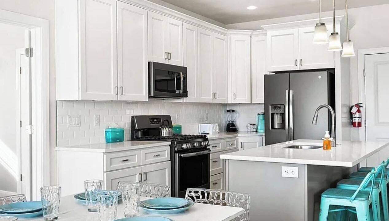 Photo of Kitchen in Hurricane