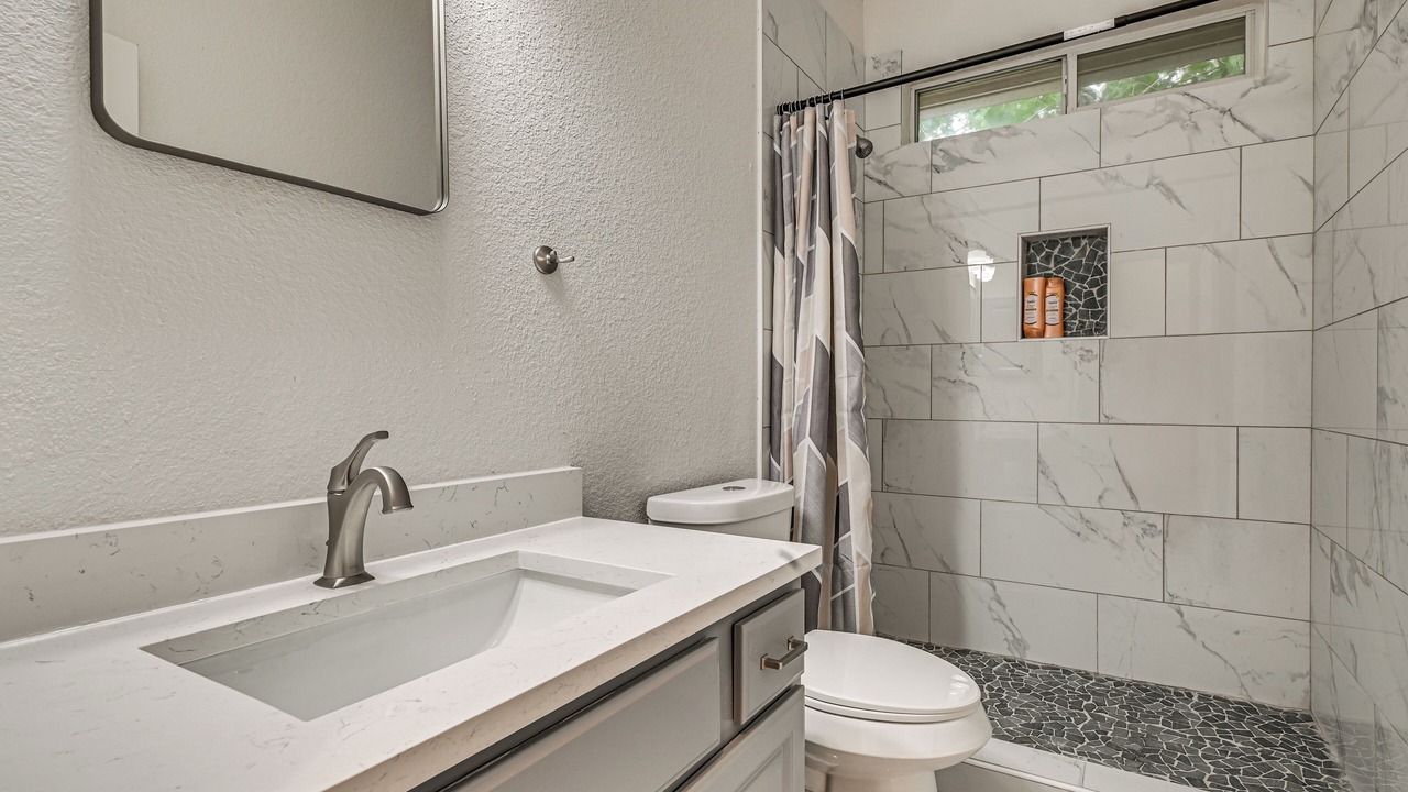 Photo of Bathroom in Las Colinas
