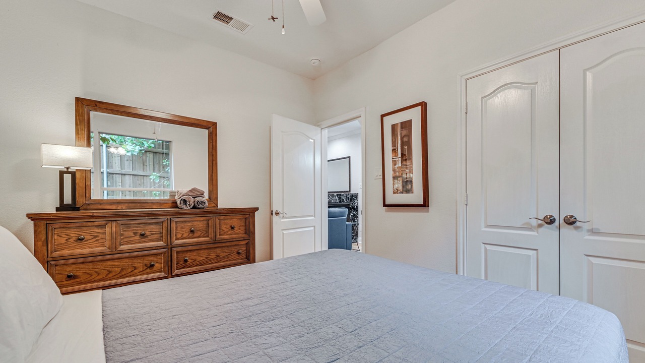 Photo of Bedroom in Las Colinas