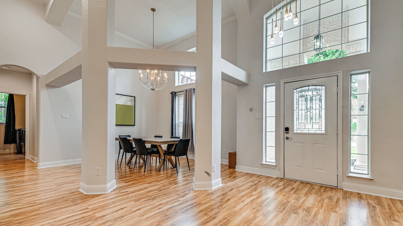Photo of Bedroom in Las Colinas