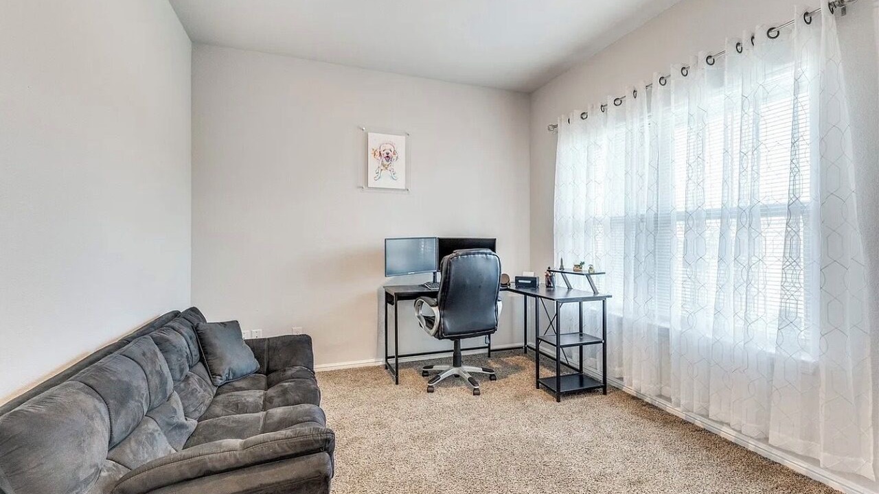 Photo of Livingroom in Fort Worth