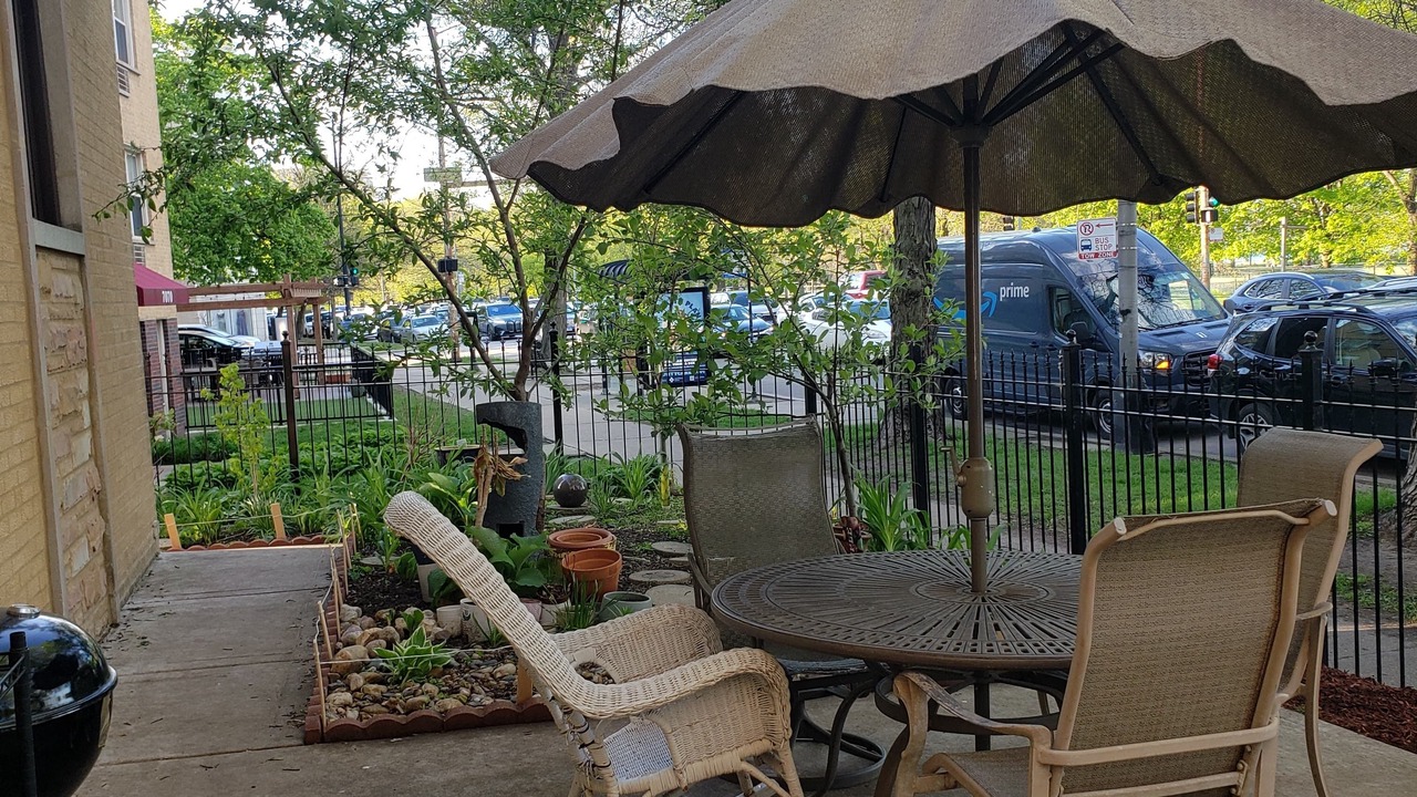 Photo of Outdoor in Rogers Park
