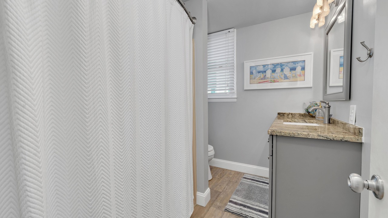 Photo of Bathroom in Stone Harbor
