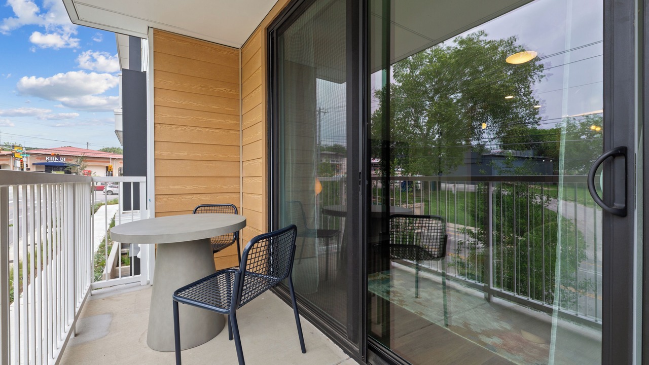 Photo of Patio Balcony in South Lamar