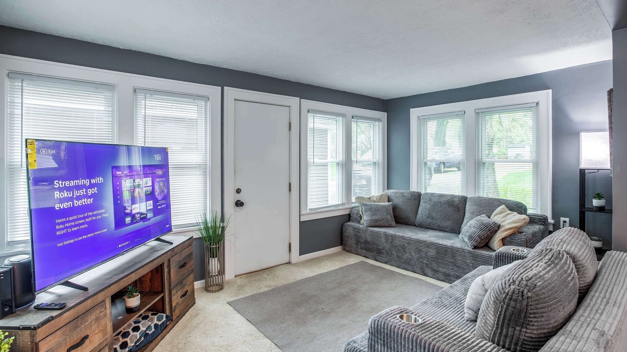 Photo of Livingroom in West Irondequoit