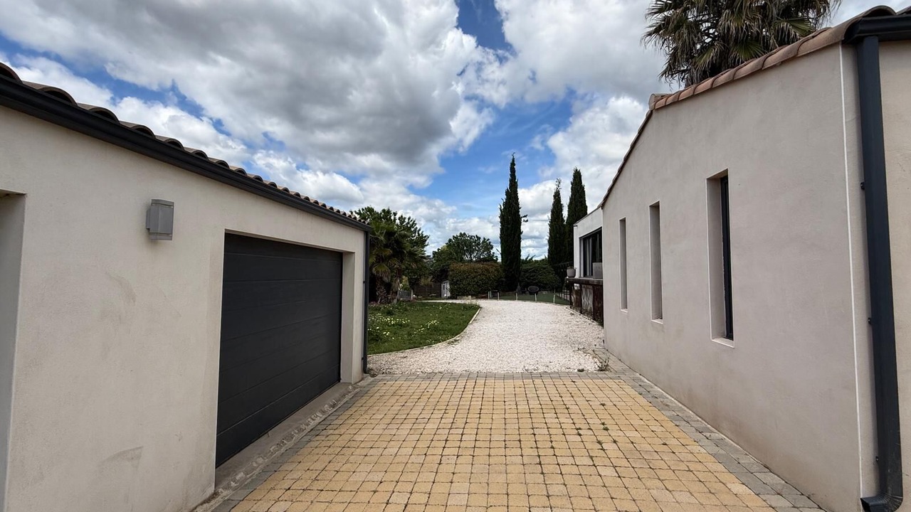 Photo of Outdoor in Clermont-l'Herault