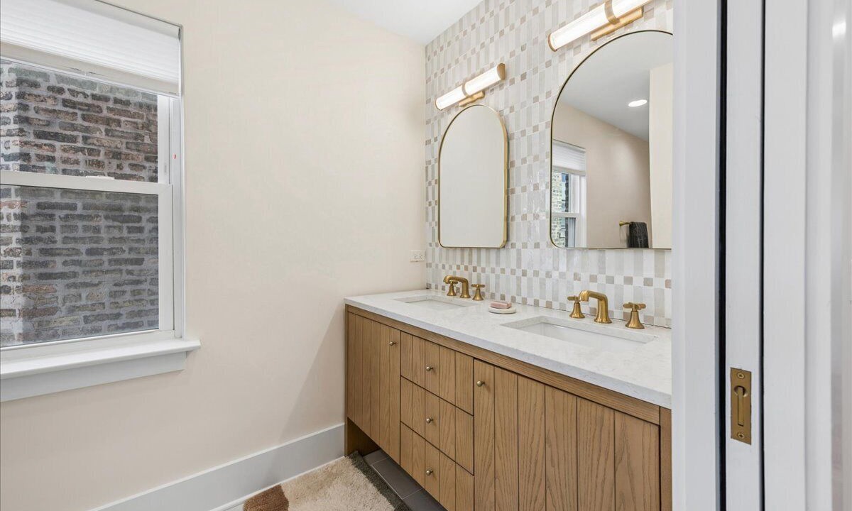 Photo of Bathroom in Ravenswood