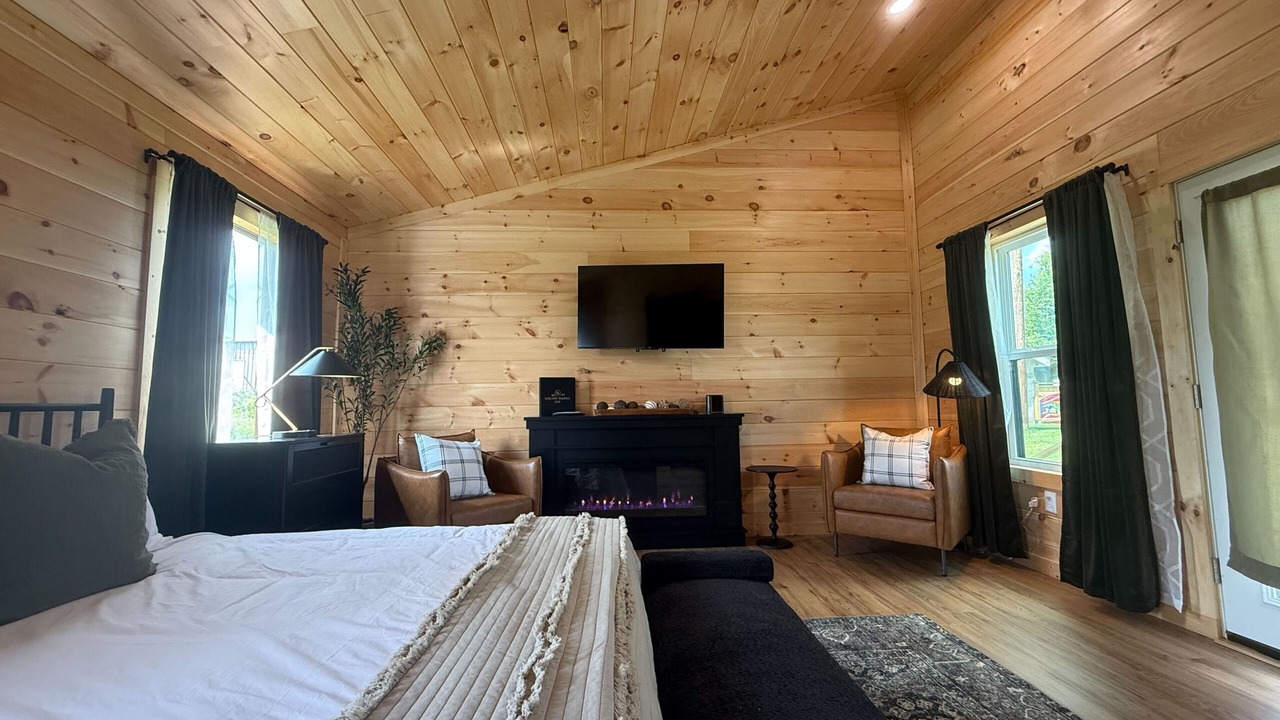 Photo of Bedroom in Yellville