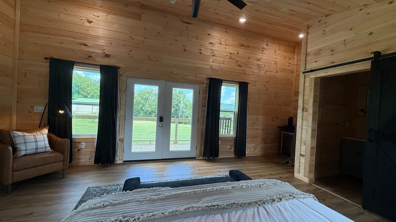 Photo of Bedroom in Yellville