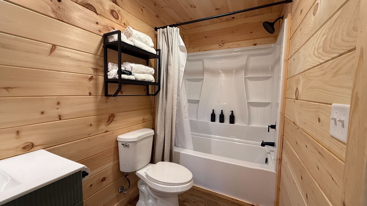 Photo of Bathroom in Yellville