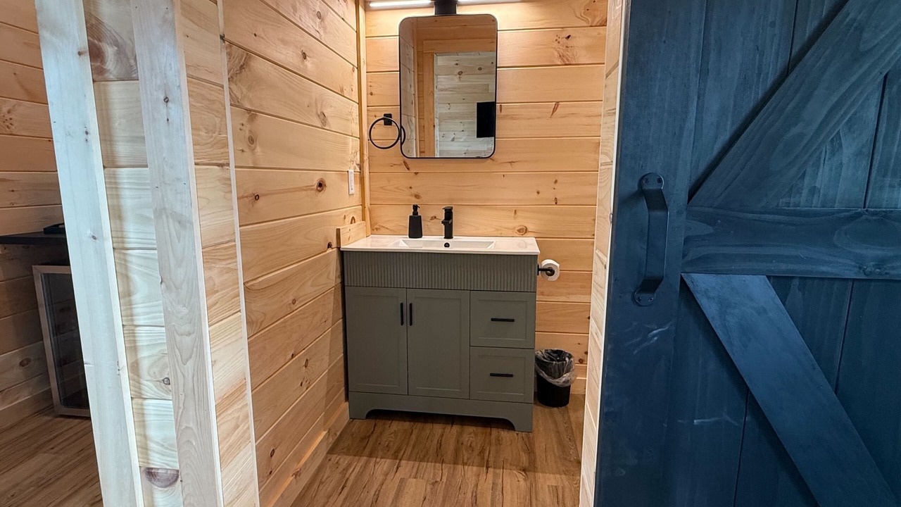 Photo of Bathroom in Yellville