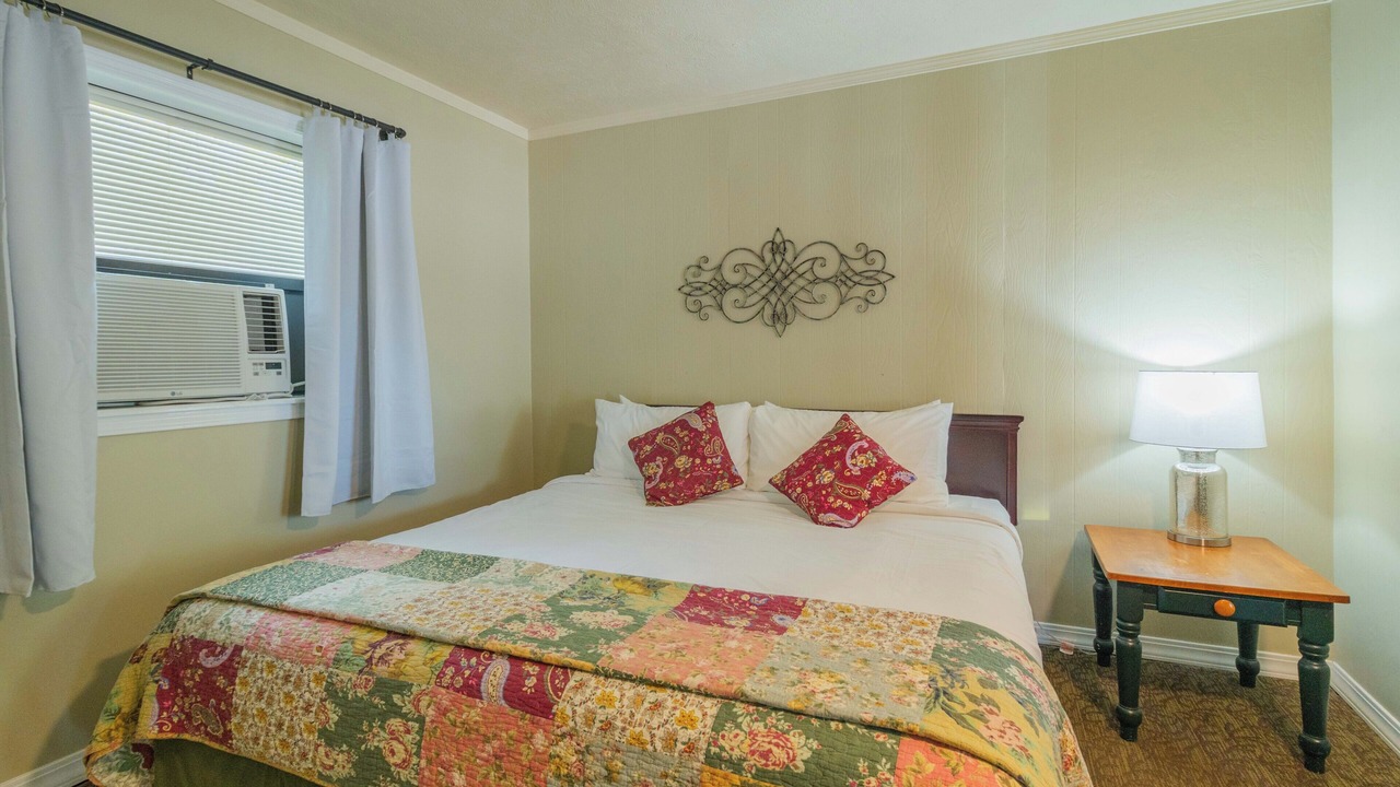Photo of Bedroom in Yellville