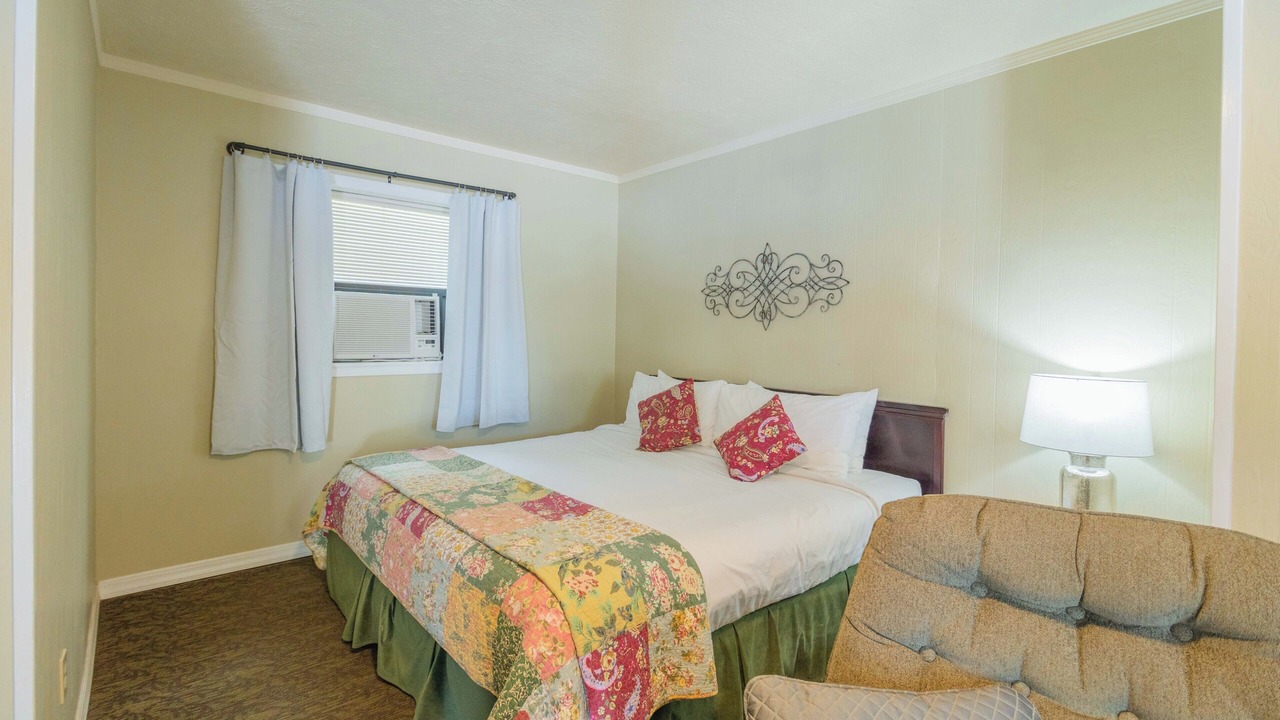 Photo of Bedroom in Yellville