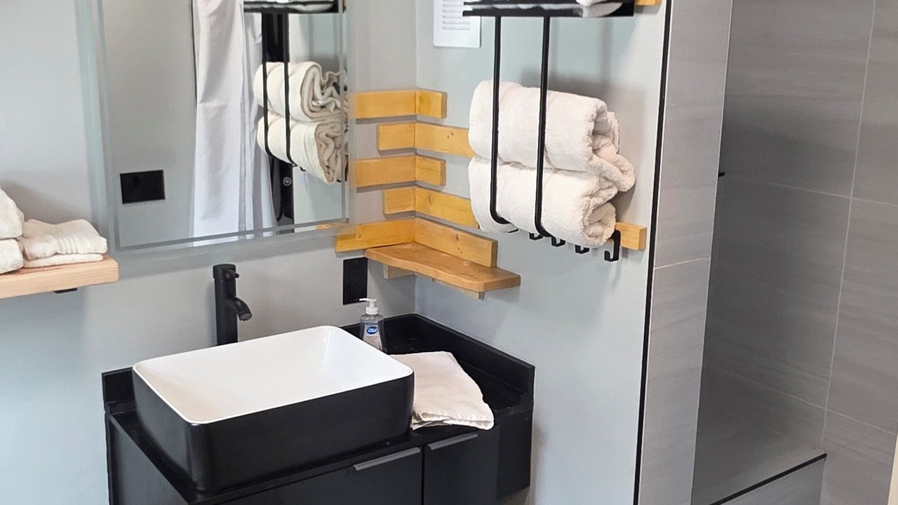 Photo of Bathroom in Tonawanda