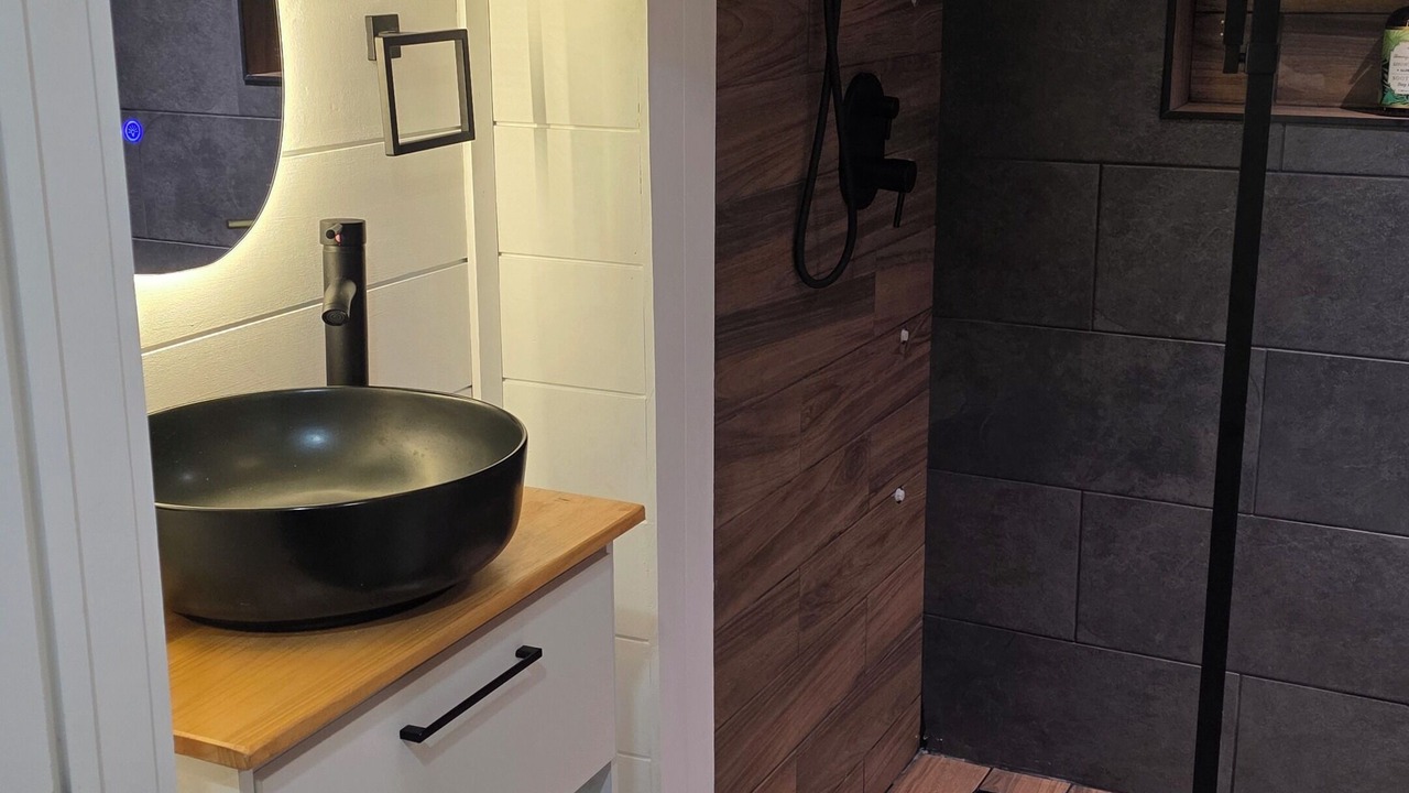 Photo of Bathroom in Tonawanda