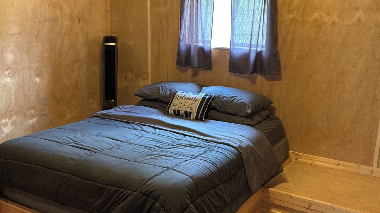 Photo of Bedroom in Eminence