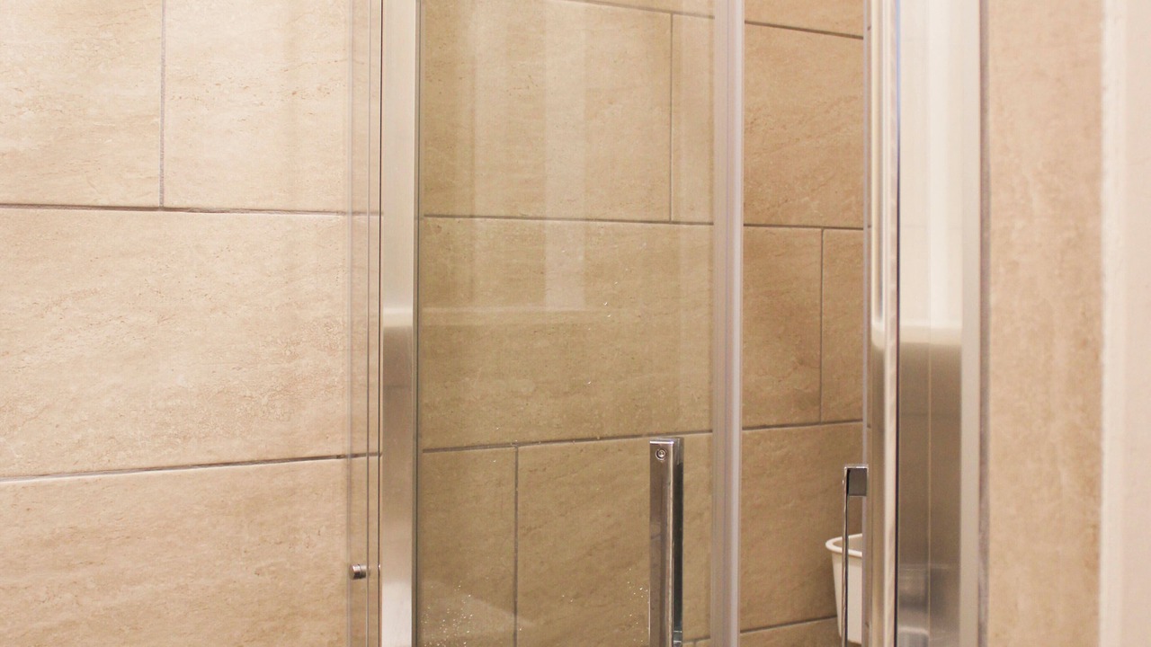 Photo of Bathroom in Saint-Ouen