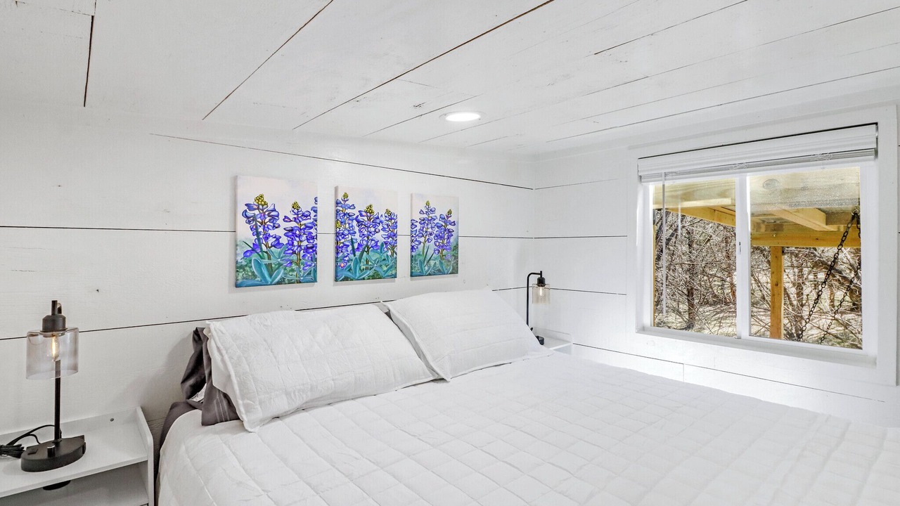 Photo of Bedroom in Bulverde