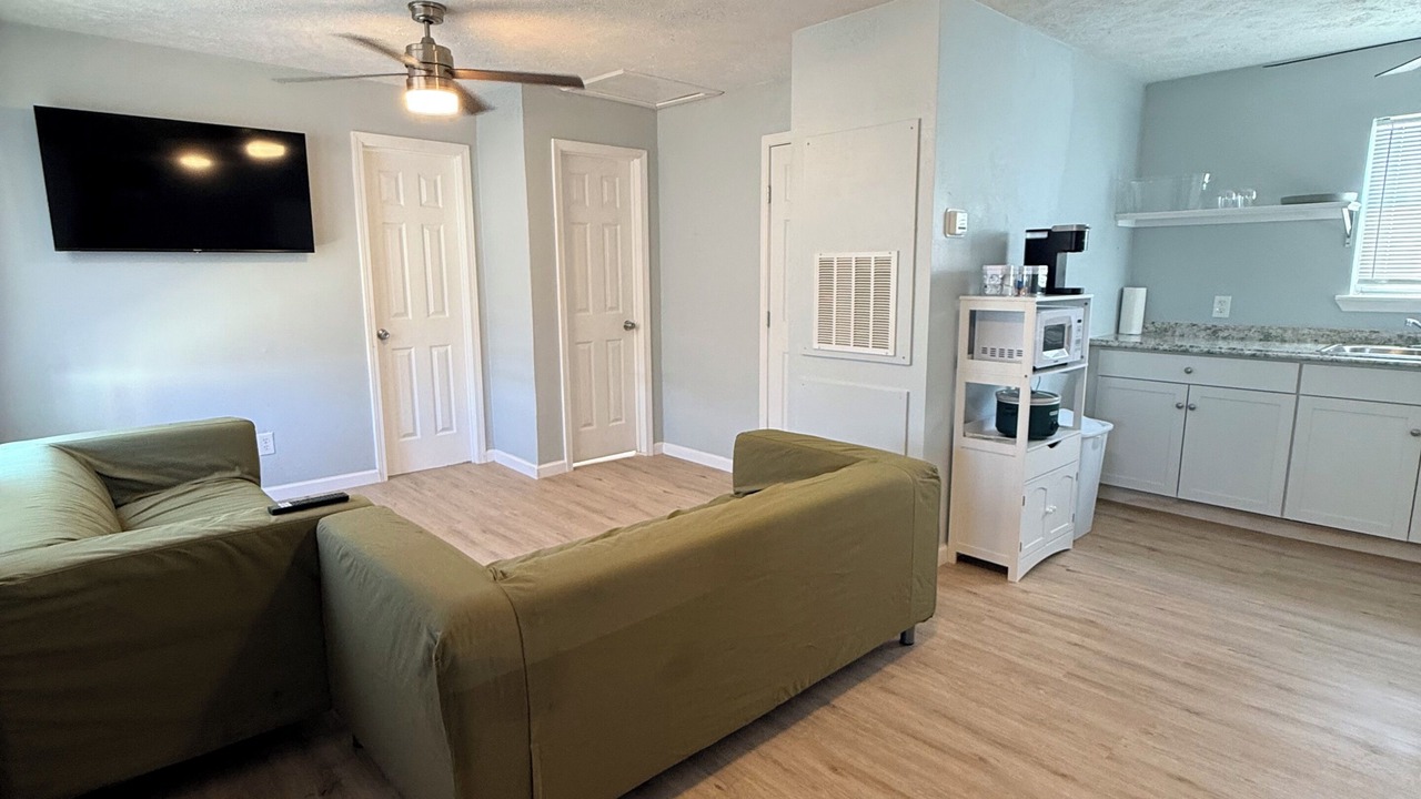 Photo of Livingroom in Cedar Lane