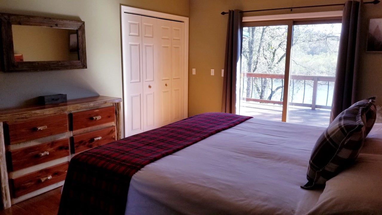 Photo of Bedroom in Calico Rock