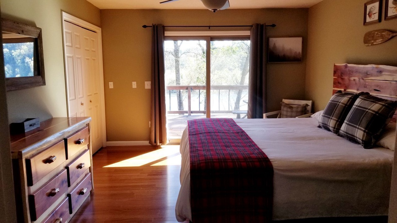 Photo of Bedroom in Calico Rock
