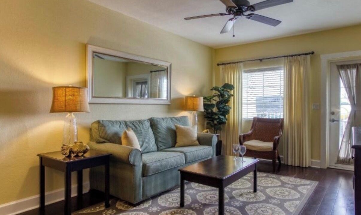 Photo of Livingroom in Indian Rocks Beach