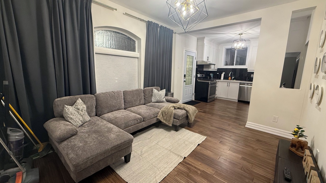 Photo of Livingroom in Niagara Falls