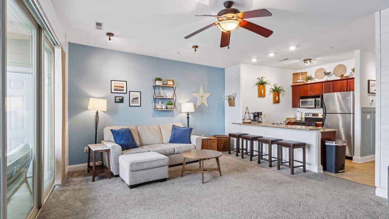 Photo of Livingroom in Lake Delton