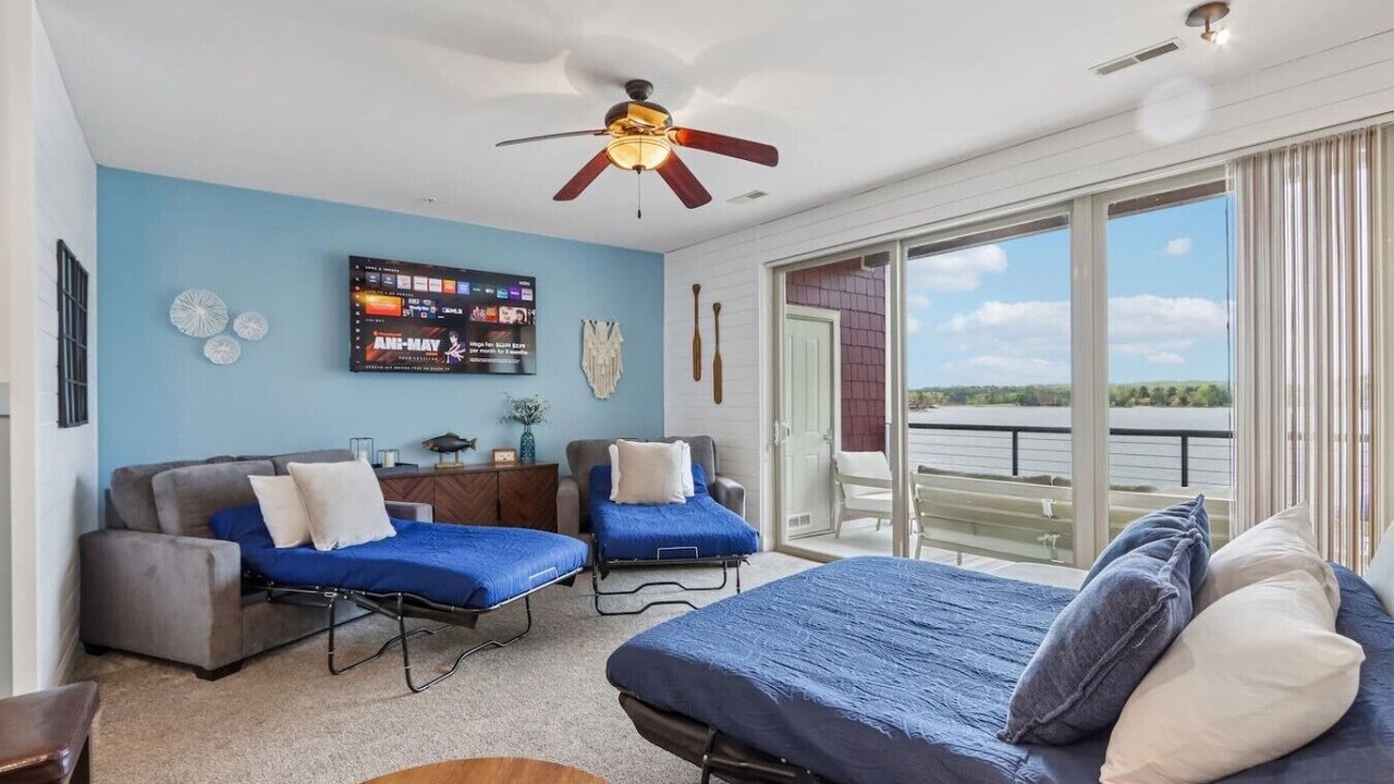 Photo of Bedroom in Lake Delton