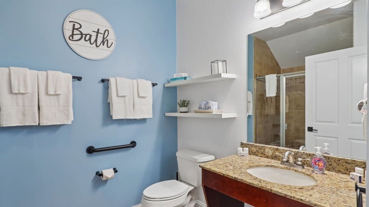 Photo of Bathroom in Lake Delton