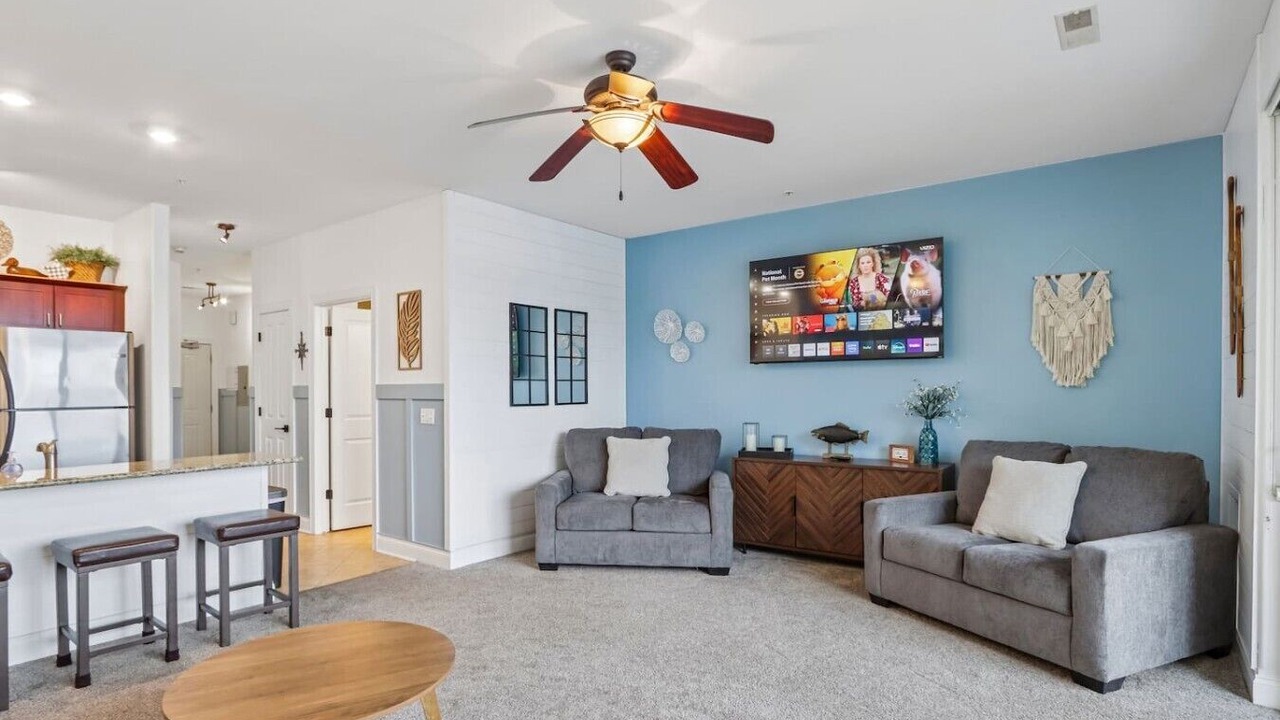 Photo of Livingroom in Lake Delton