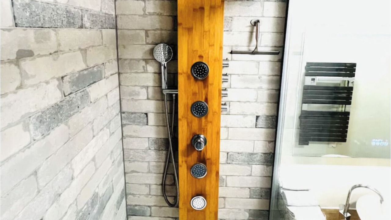 Photo of Bathroom in Louis Bertrand-Mirabeau-Semard