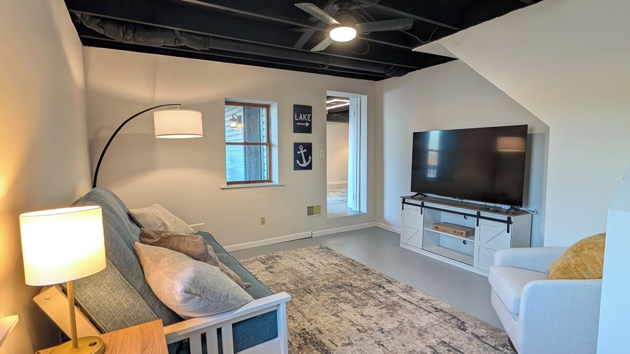 Photo of Livingroom in Leesburg