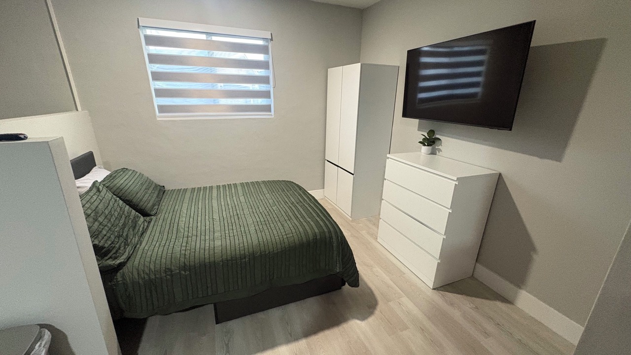 Photo of Bedroom in Pembroke Pines