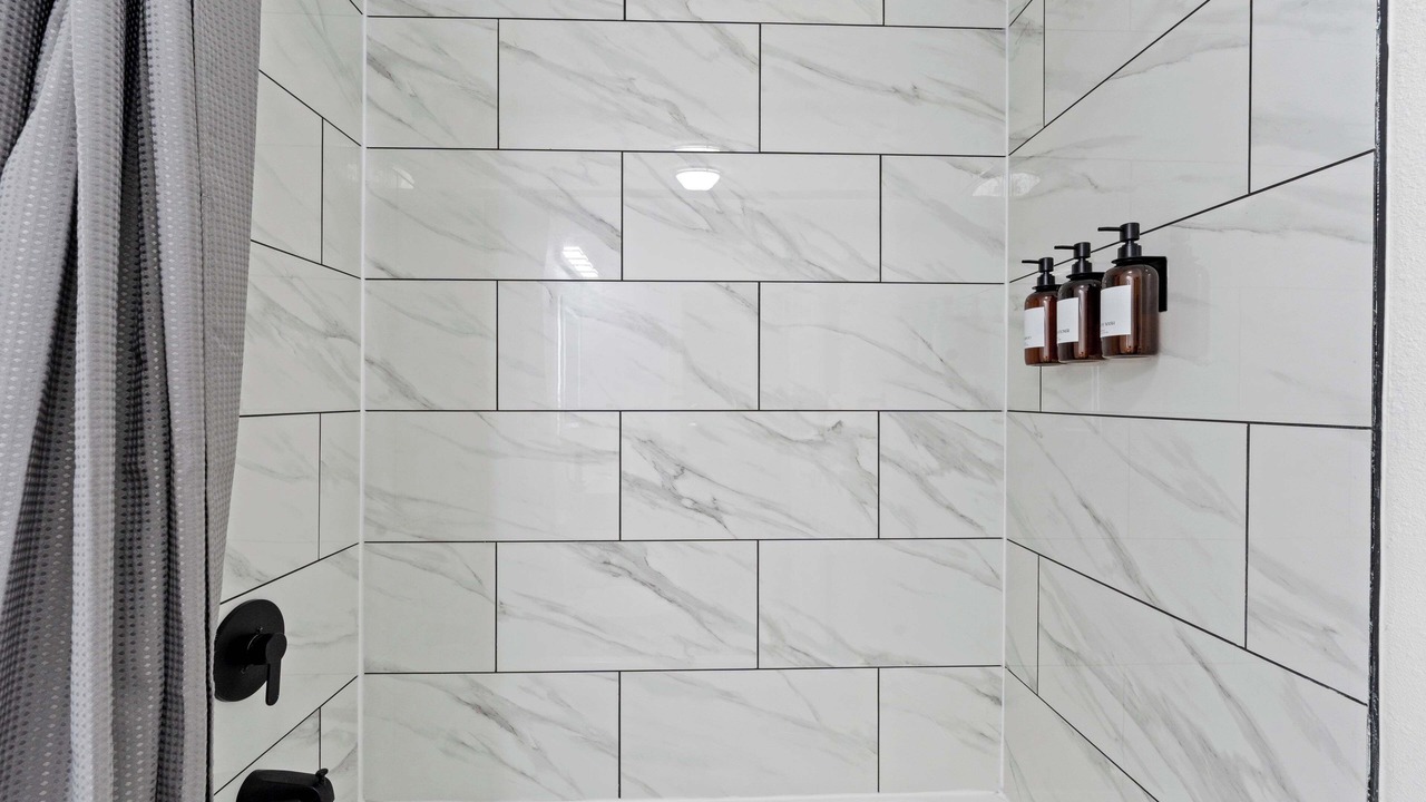 Photo of Bathroom in Central Arlington