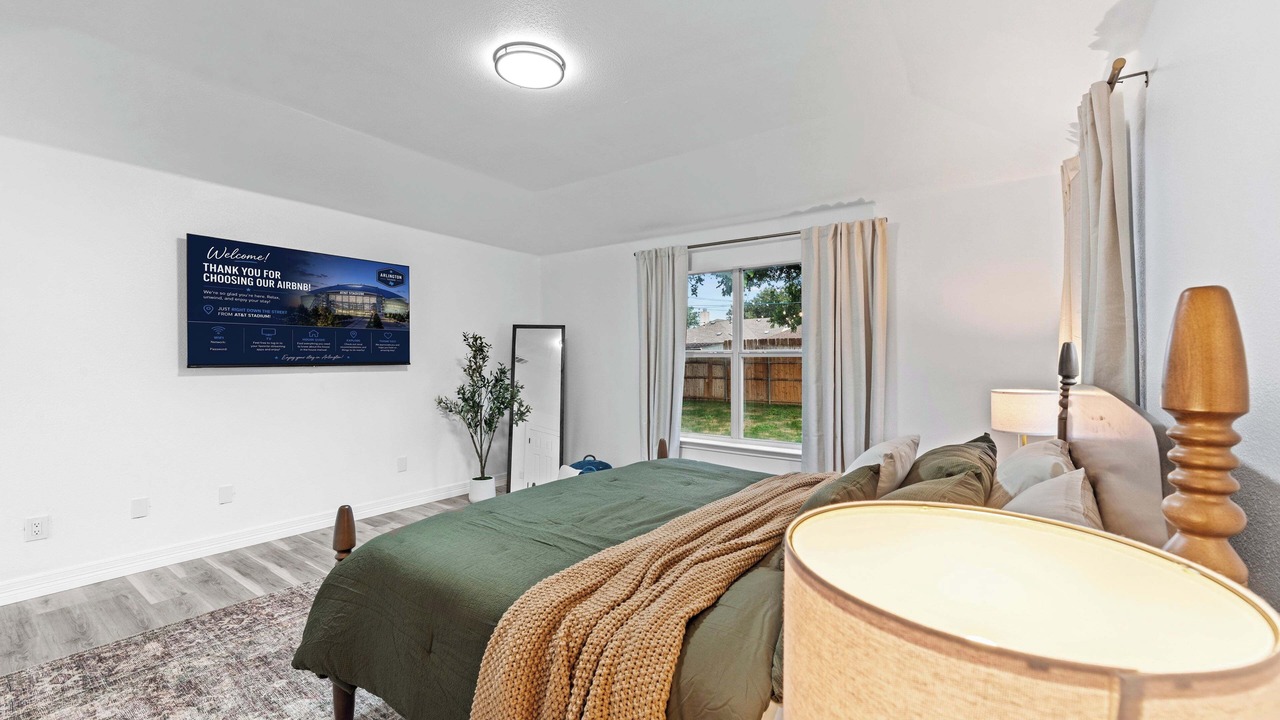 Photo of Bedroom in Central Arlington