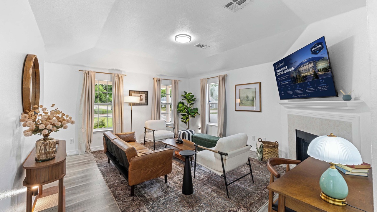 Photo of Livingroom in Central Arlington