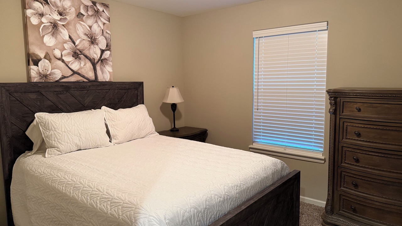 Photo of Bedroom in Blue Springs