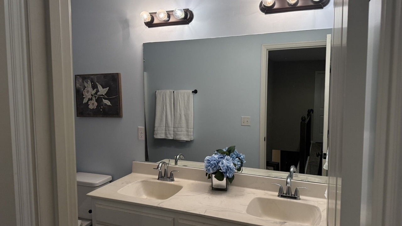 Photo of Bathroom in Blue Springs