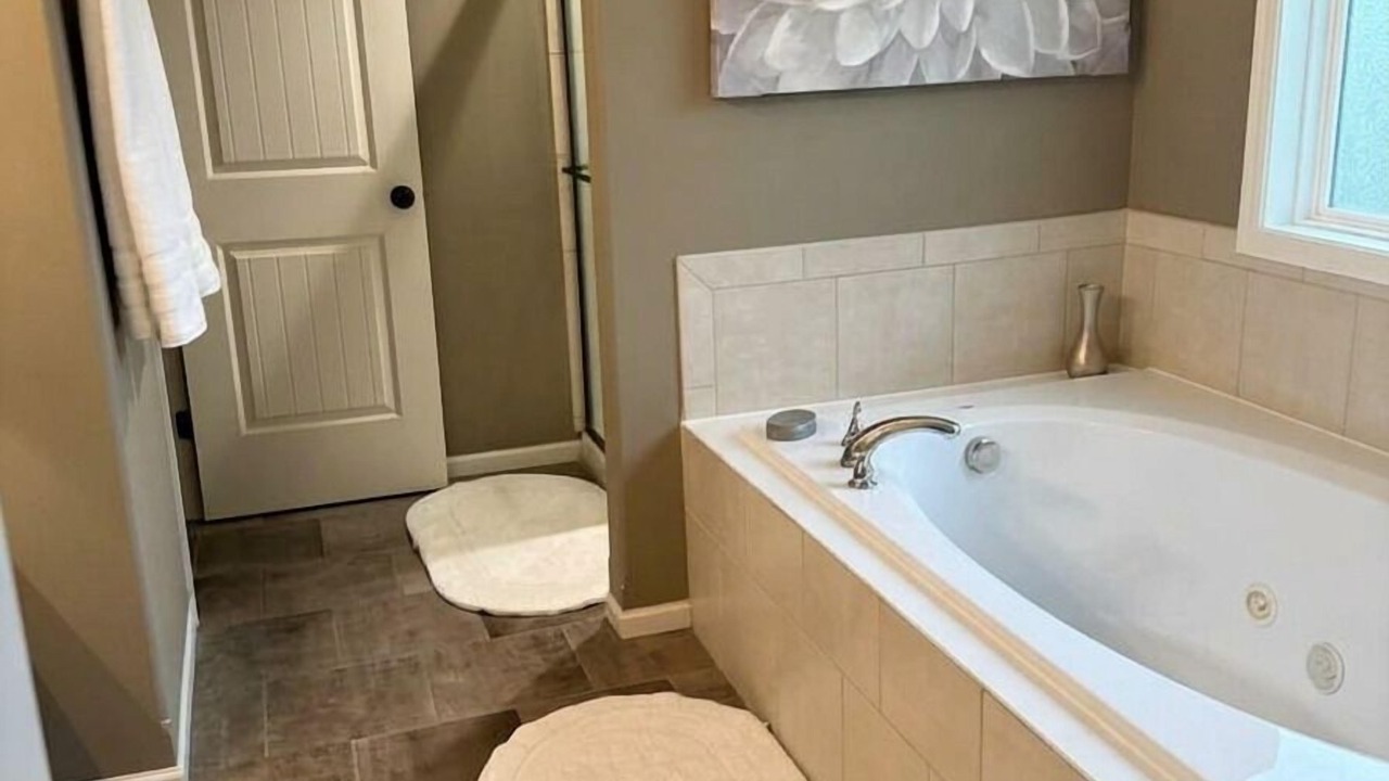 Photo of Bathroom in Blue Springs
