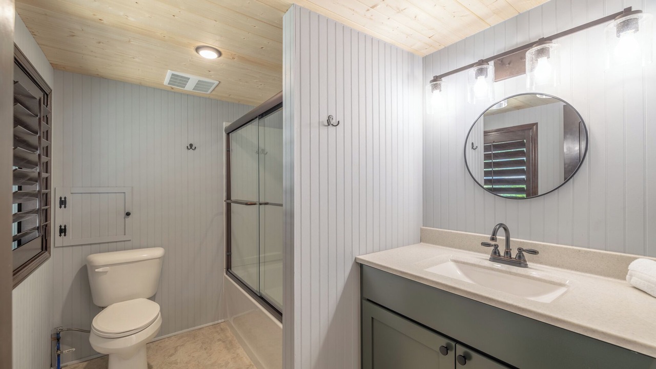 Photo of Bathroom in Innsbrook