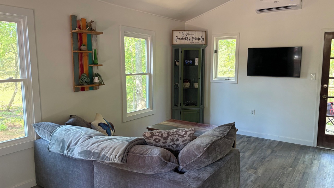 Photo of Livingroom in Critz