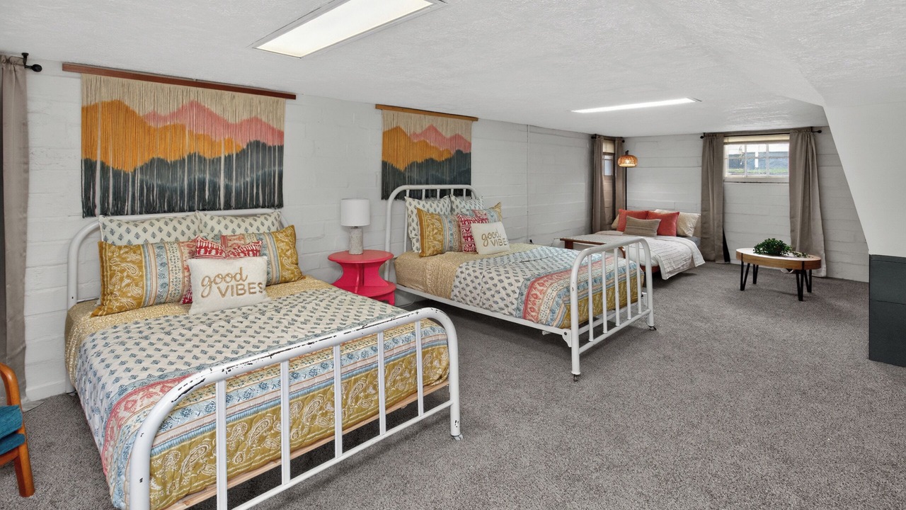 Photo of Bedroom in Indianola