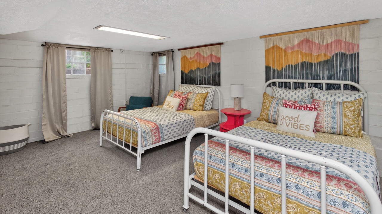 Photo of Bedroom in Indianola