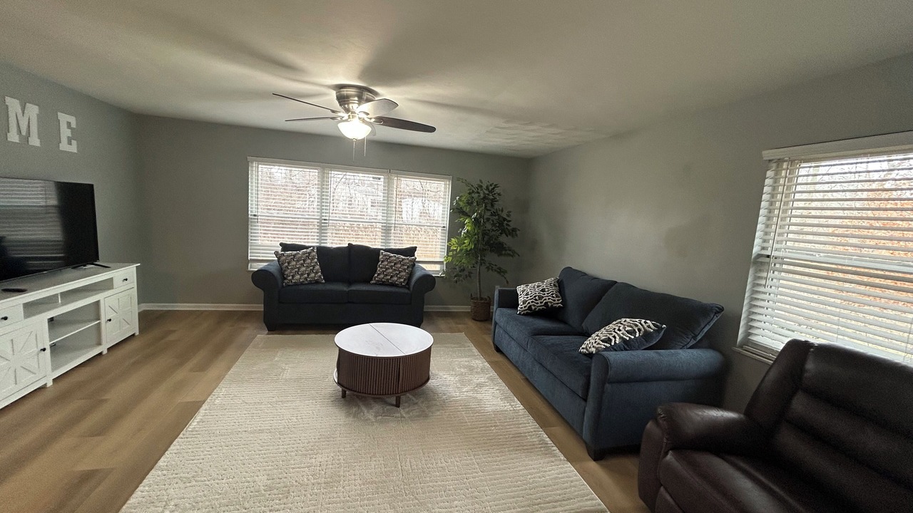 Photo of Livingroom in West Newton