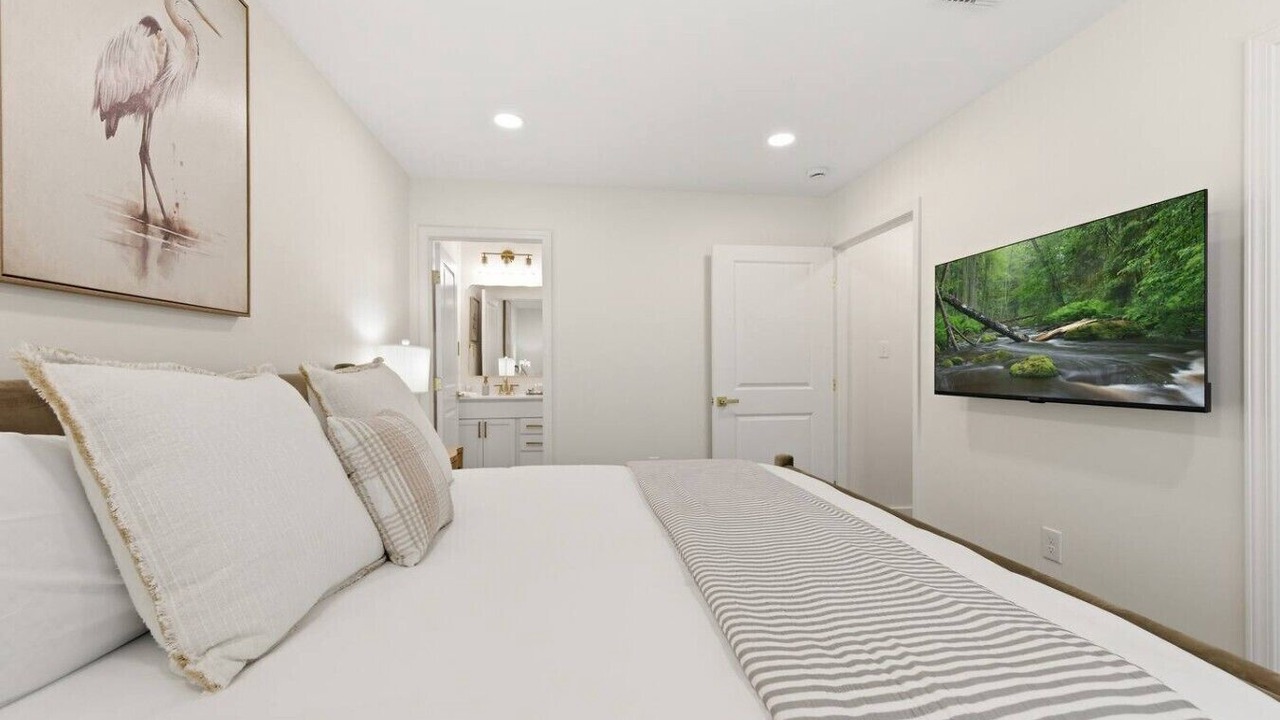 Photo of Bedroom in Lafayette