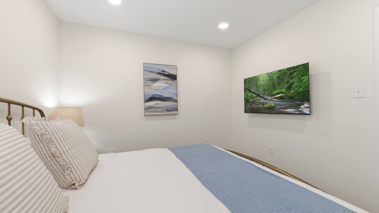 Photo of Bedroom in Lafayette