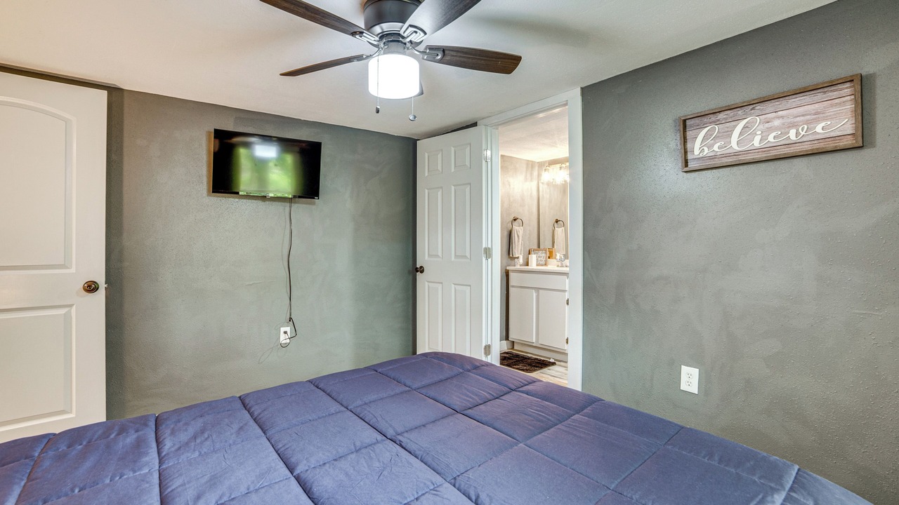 Photo of Bedroom in Wills Point